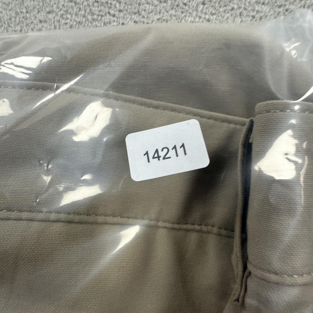 Mugsy Arnies Pants Mens 42 Beige Stretch Performance Golf Chino Khakis Office - Picture 11 of 11